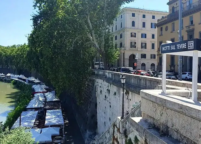 Nido Degli Artisti In Trastevere Piazza Trilussa * רומא