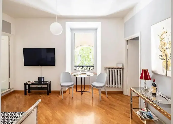 Nido Degli Artisti In Trastevere Piazza Trilussa